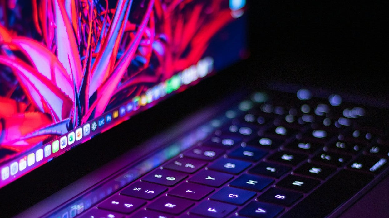 What Is a Retina Display? How Pixel Density Works