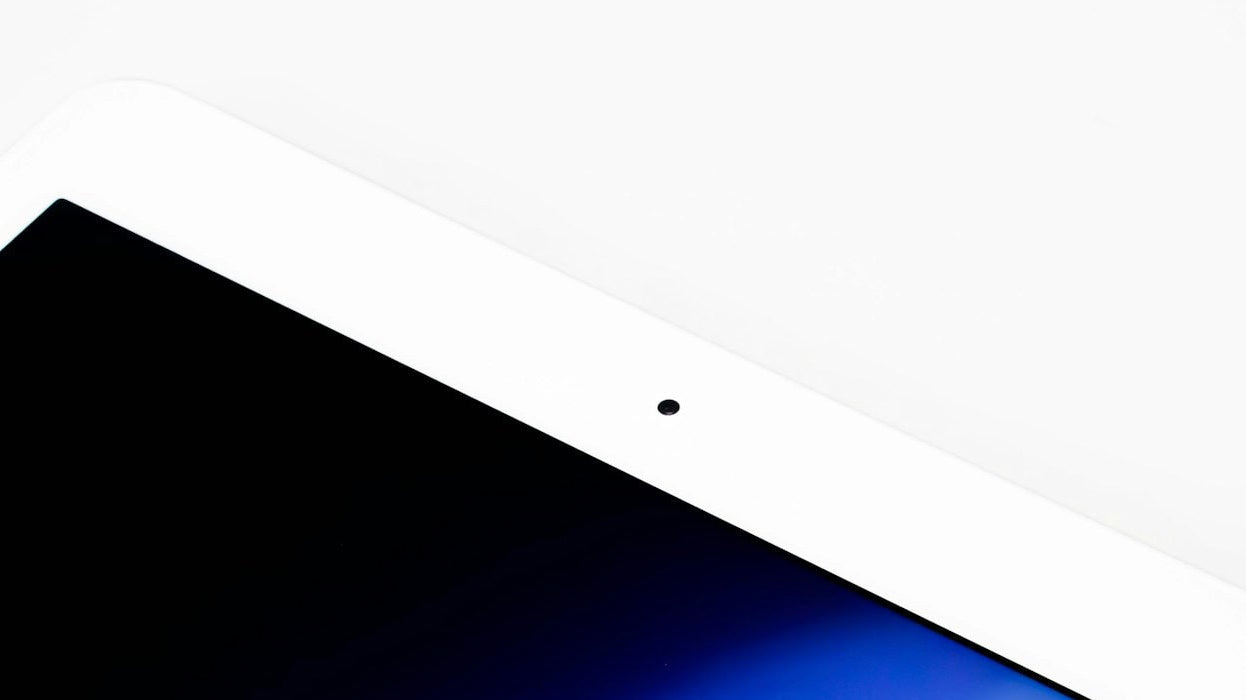 How to Safely Remove an iPad Screen Protector