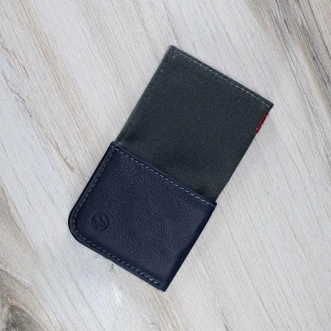 Durable Wallet DODOcase