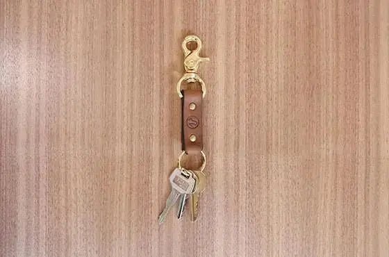 Oil Tan Leather & Brass Keyring DODOcase