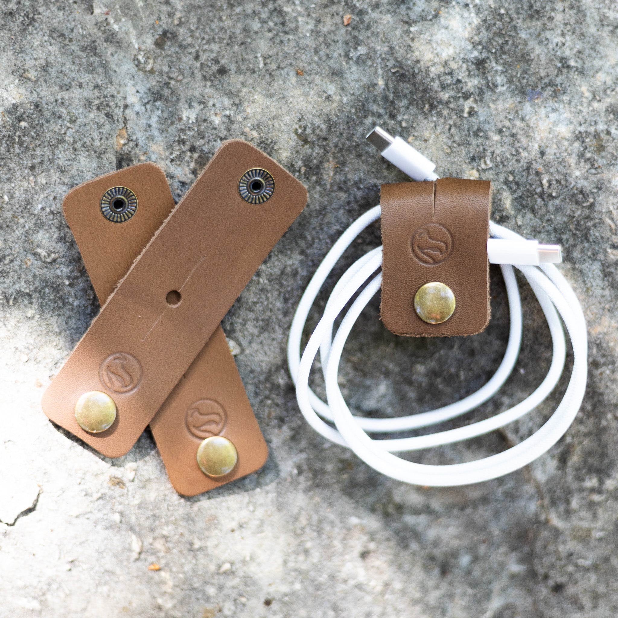 Leather Snap Cord Holder 3 Pack – DODOcase