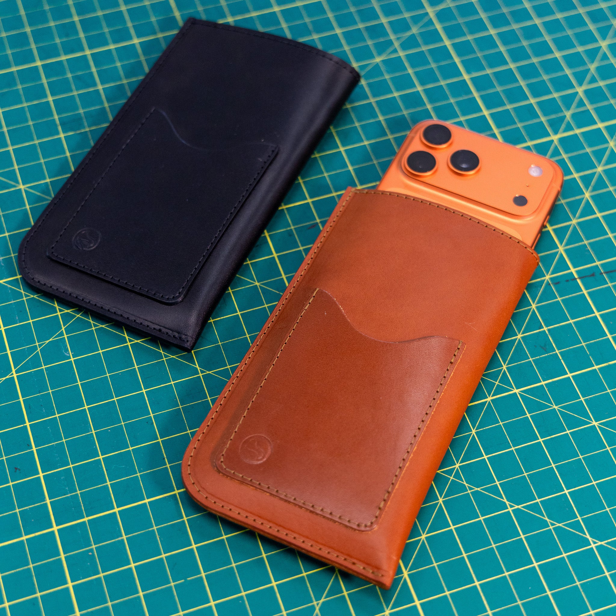 DODOcase iPhone Wallet - Thumbnail 3